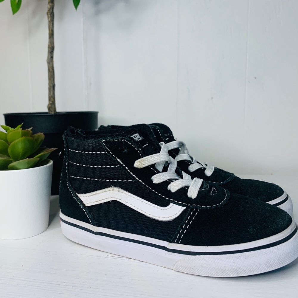 Vans Classic Black White Stripe Toddler Size 9